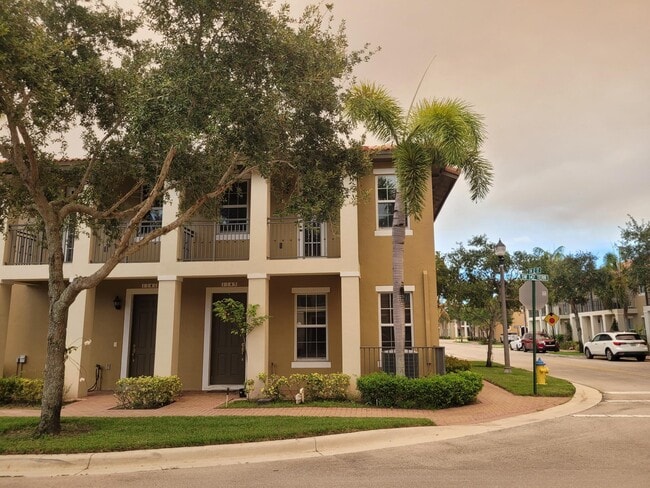 Building Photo - 1145 SW 147th Ter