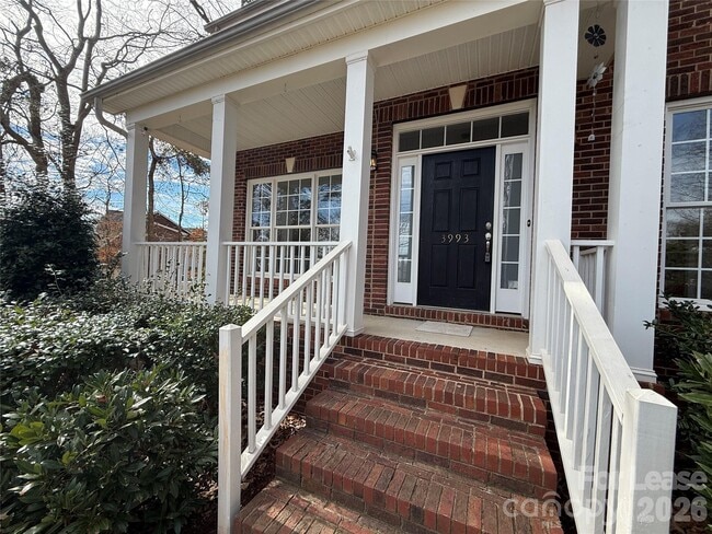 Photo - 3993 Lake Shore Rd S