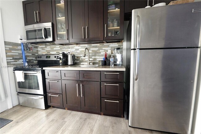 1245 Pennsylvania Ave Unit 8