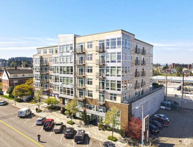 Peninsula Apartments
