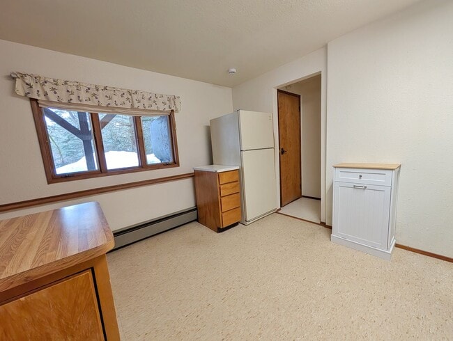 613 Alta Ct Unit B