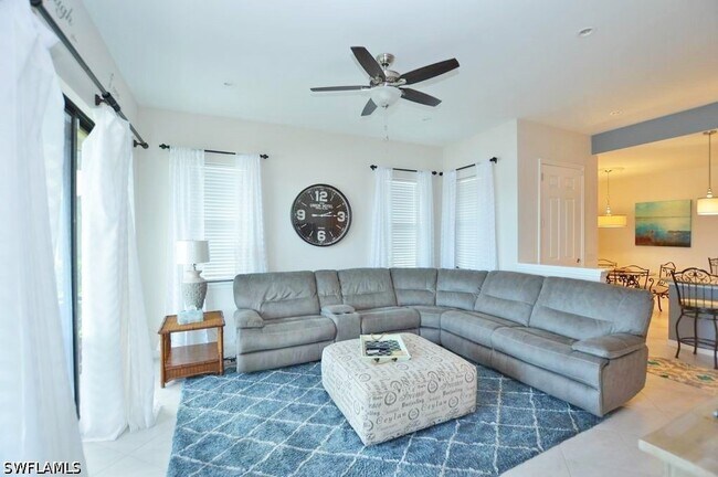 26197 Palace Ln Unidad 102