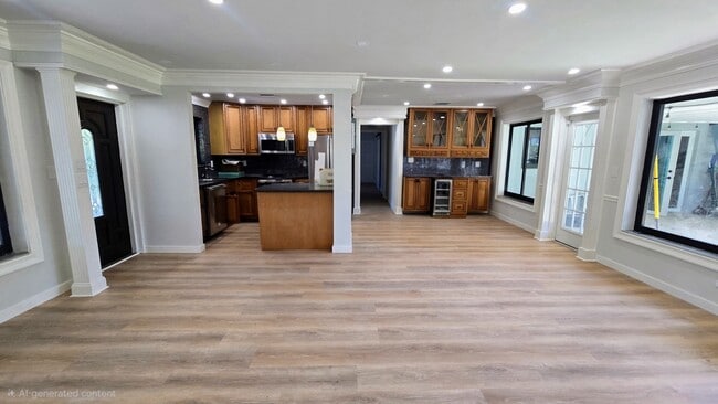 Photo - 2808 Middle River Dr