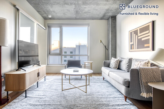 Building Photo - 1285 Sutter St Rental