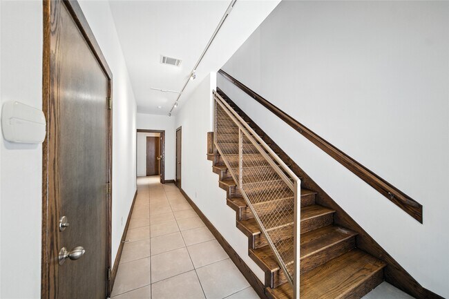 Photo - 1826 Prospect St