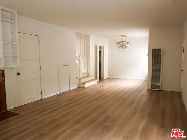 Photo - 1322 N Beverly Glen Blvd