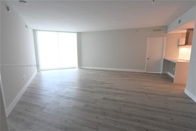 Photo - 17301 Biscayne Blvd Unit 1908