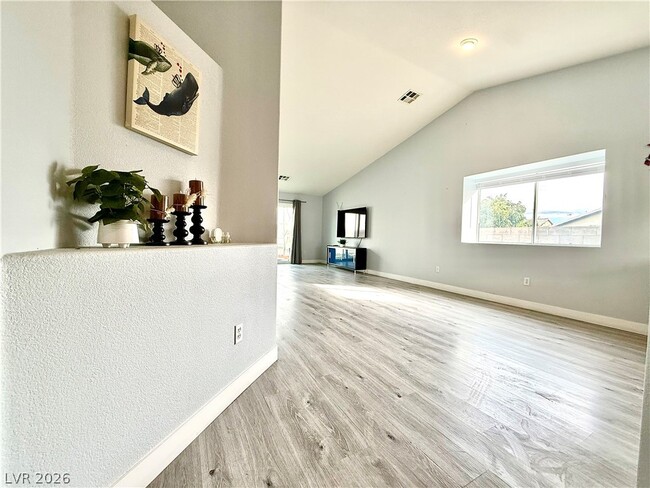 Photo - 3340 Strawberry Roan Rd