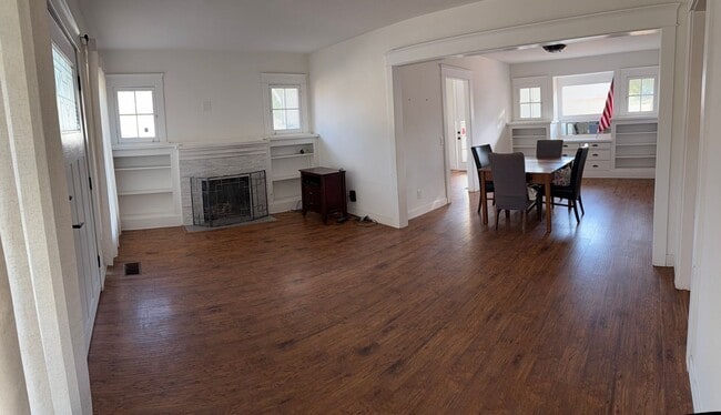 Photo - 3862 McKenzie St