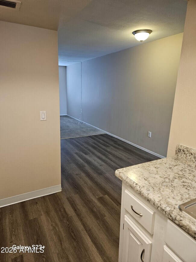 Photo - 461 W Holmes Ave Unidad 287