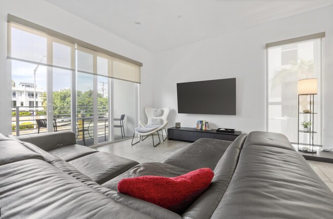 Photo - 1367 N Ocean Blvd