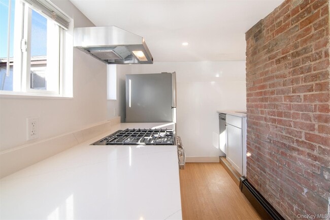 Photo - 9 N Buckhout St Unit 1