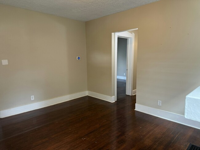 Photo - 1846 Tyler Pkwy