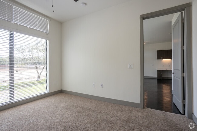 1HAB, 1BA - 787 ft²