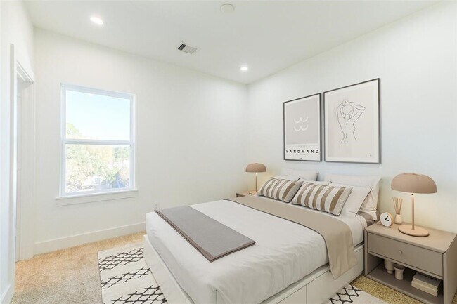 Photo - 8321 Brecha Ln