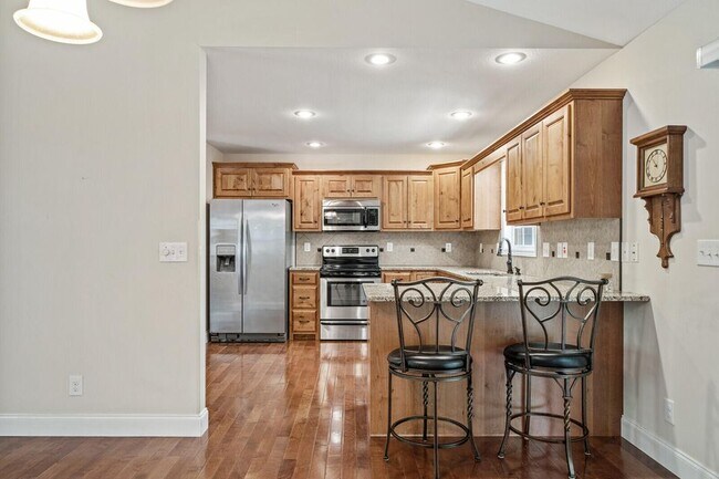 Photo - 155 Garfield Ct