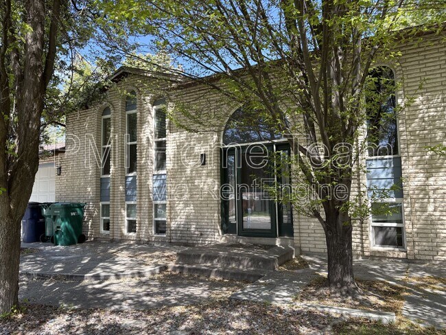 Photo - 6068 2850 W St
