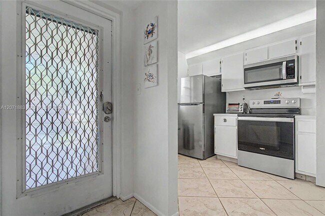 Photo - 9520 Seagrape Dr Unit 205