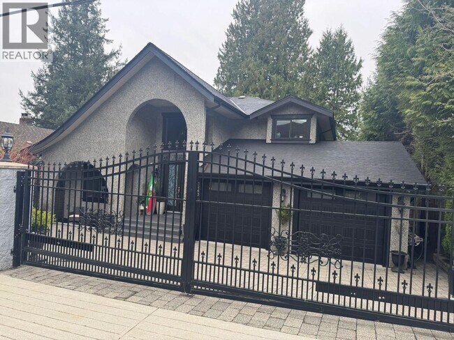 Photo - 3263 Norwood Ave