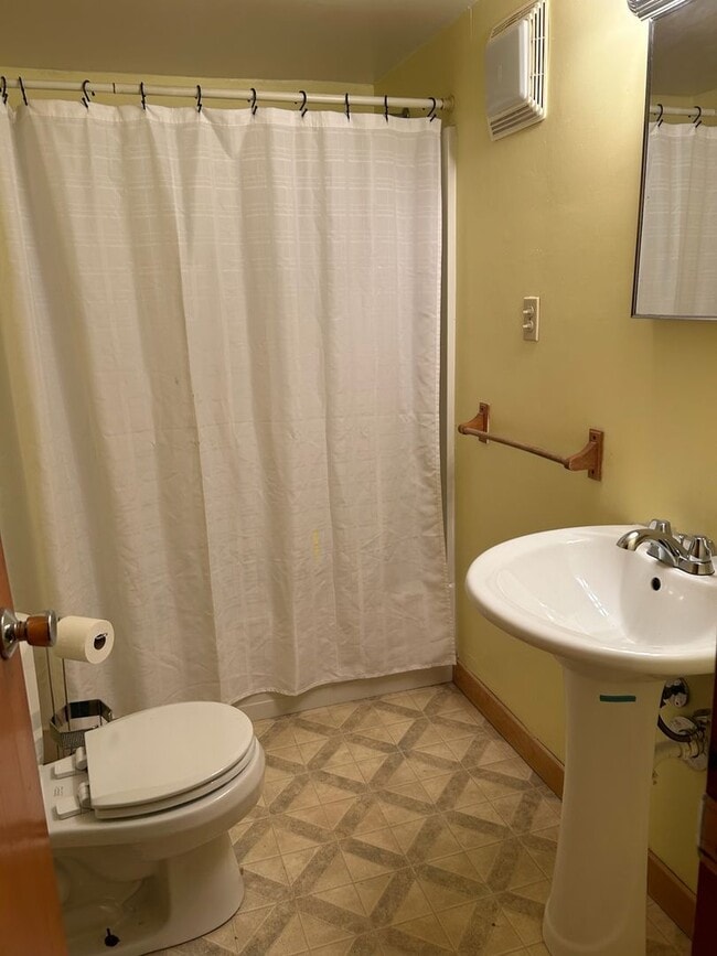 Photo - 3589 Bull Creek Rd Unidad 2nd Floor - 3589 Bull Creek Road