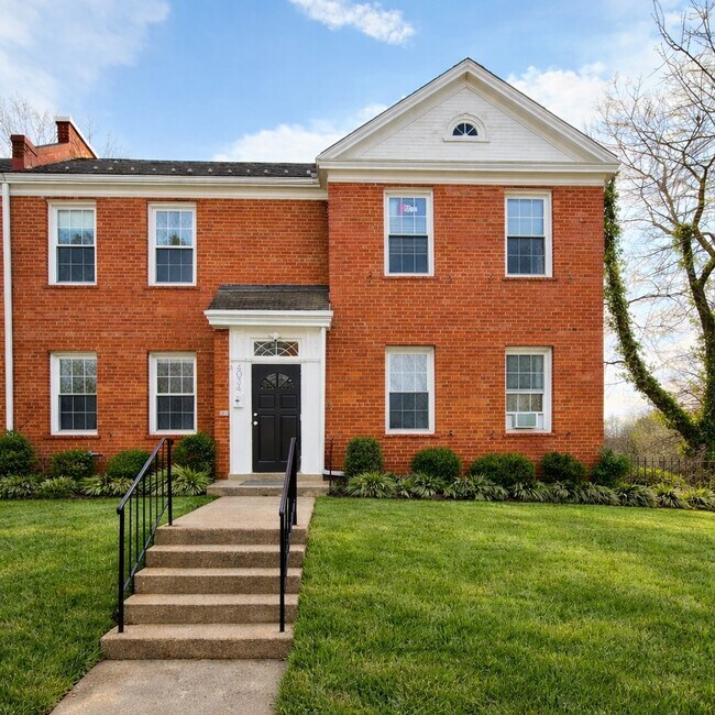 Building Photo - 4034 Calvert St NW