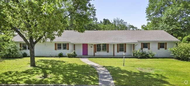 Building Photo - 5854 E 46th Pl Rental