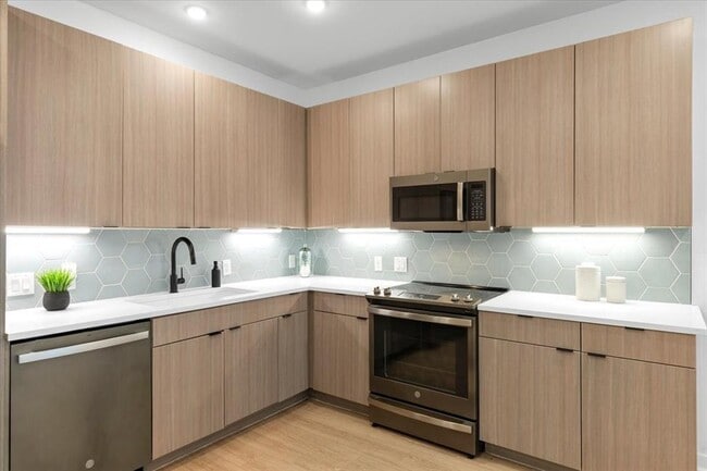 Photo - 4802 S Congress Ave Unit 113