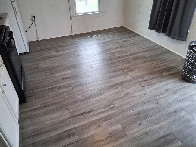 Photo - 201 N 20th St