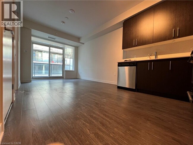 Photo - 212 King William St Unité 1212