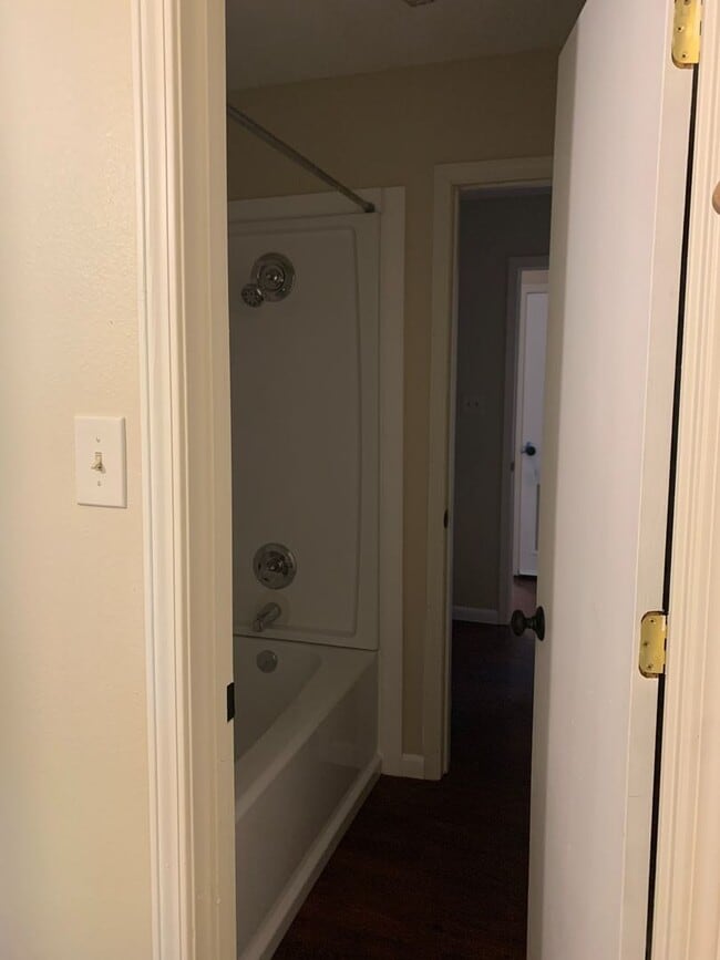 Photo - 2/1.5 Fenced yard, pet friendly, PHISD