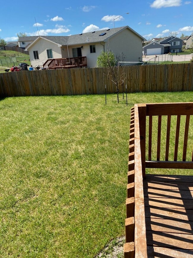 Photo - ~ FALL FEELS (And DEALS!) ~ Beautiful 3 Be...