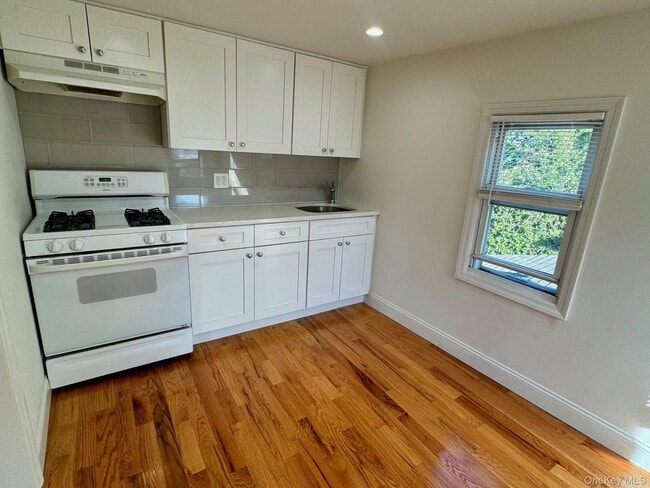 Photo - 105 Burtis St Unit 2