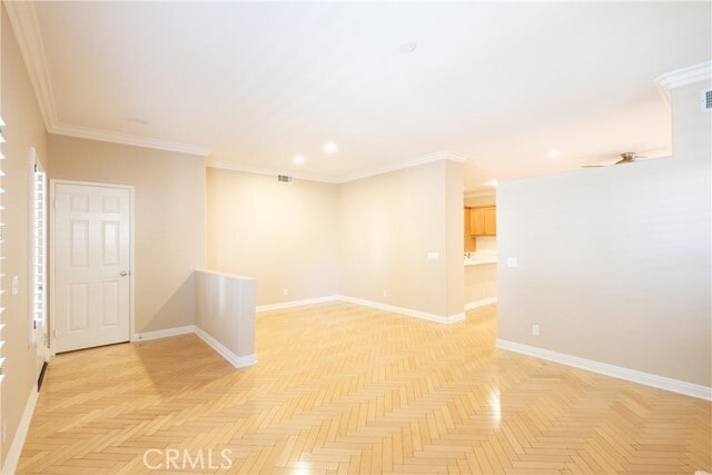 Photo - 25 Periwinkle