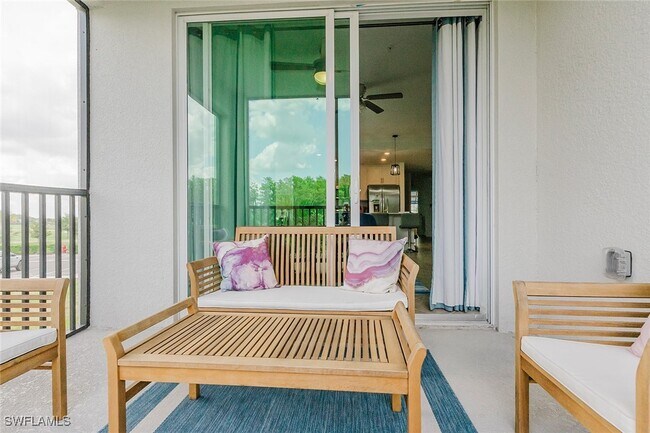 Photo - 6034 National Blvd Unidad 528