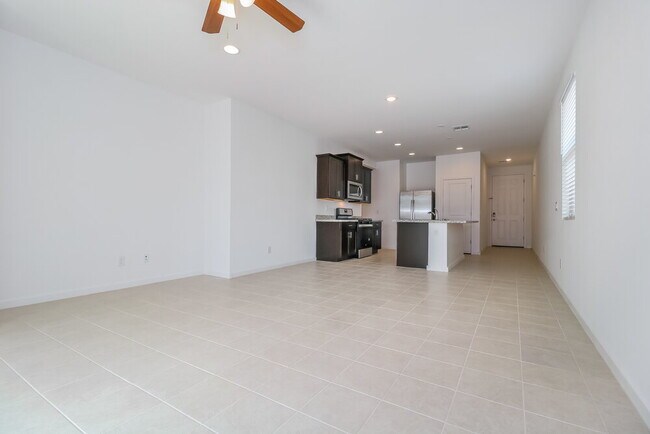 Photo - 10739 W Chipman Rd