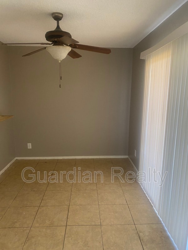 Photo - 2125 Exeter Dr