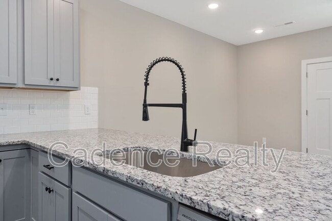 Photo - 1709 Perimeter Lp