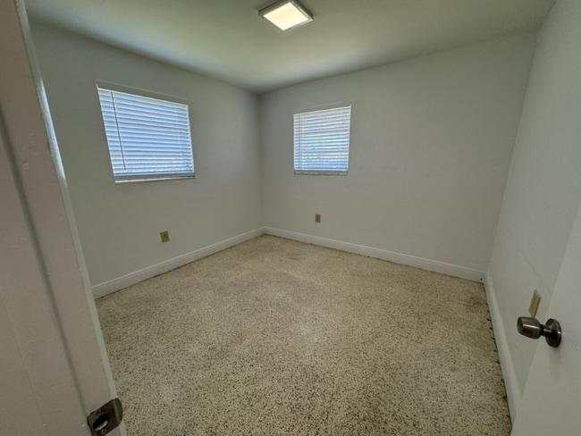 Photo - 955 SW 71st Ave Unit 955