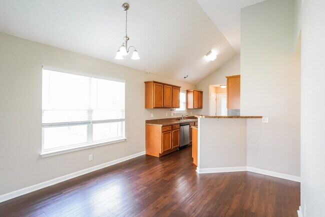 Photo - 2333 Cason Trail
