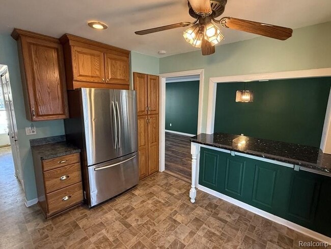 Photo - 4733 Nathan W