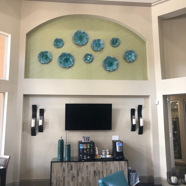 Photo - River Park Apartments