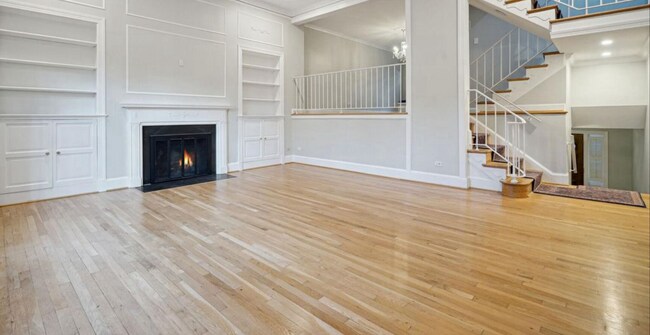 Photo - Beautifully Appointed Townhome in Historic Old Town Alexandria