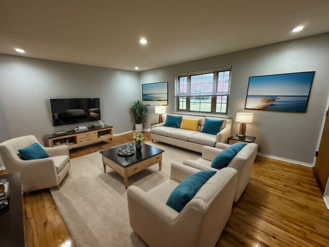 Photo - Murray Hill Gardens: Your Perfect Home Awa...