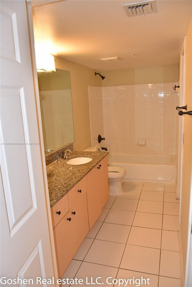 Photo - 2496 Centergate Dr Unit 305
