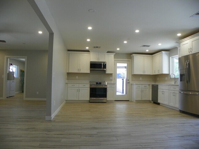 Photo - 8337 E Meadowbrook Ave