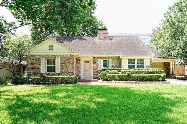 Photo - 2047 McClendon St Casa