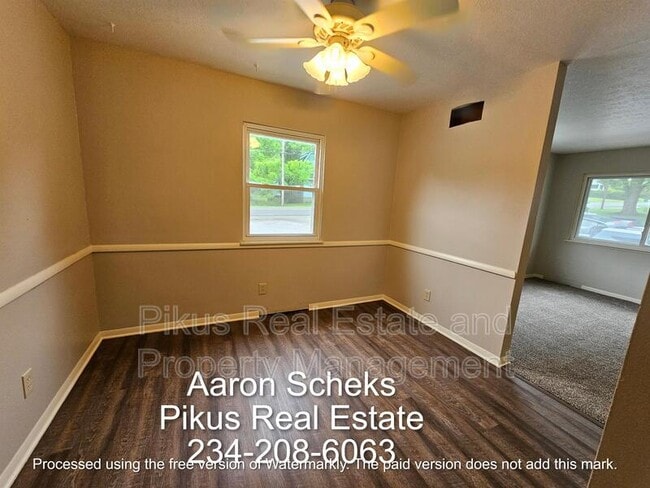 Photo - 3643 Albrecht Ave