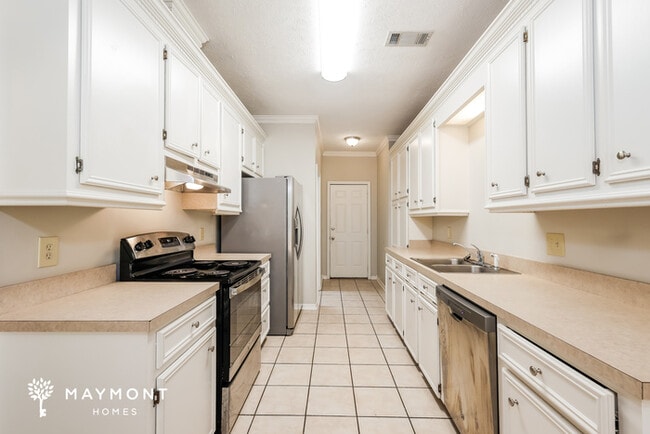 Photo - 154 Willow Oak Ln