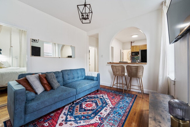Building Photo - 7 E 91st St Rental