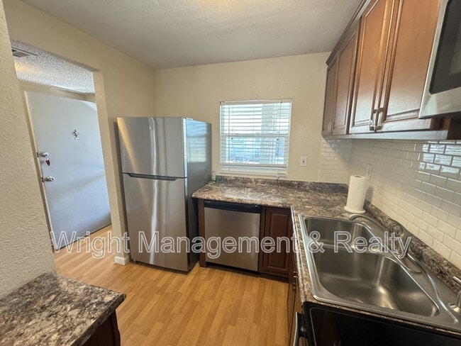 Photo - 2625 State Road 590